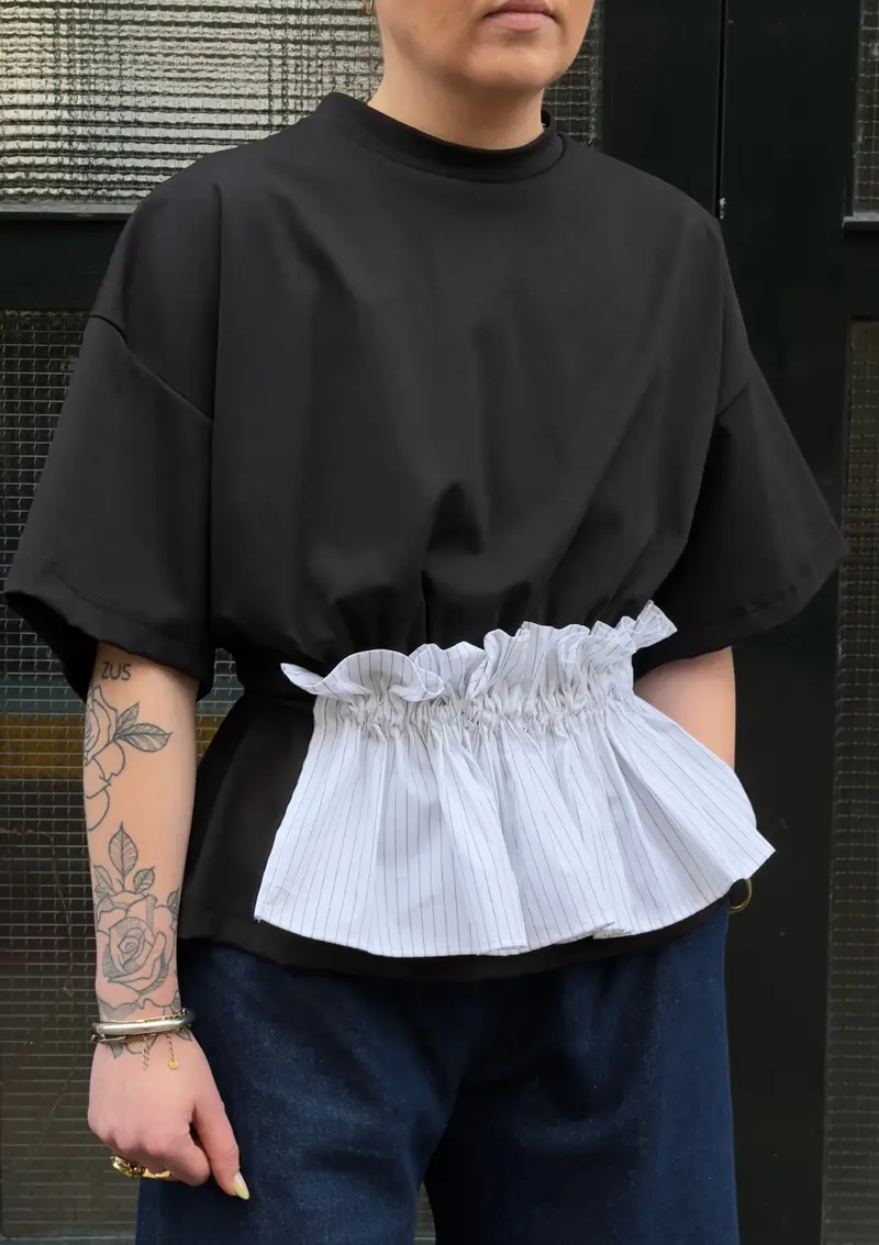 01/2 NOT A SKIRT