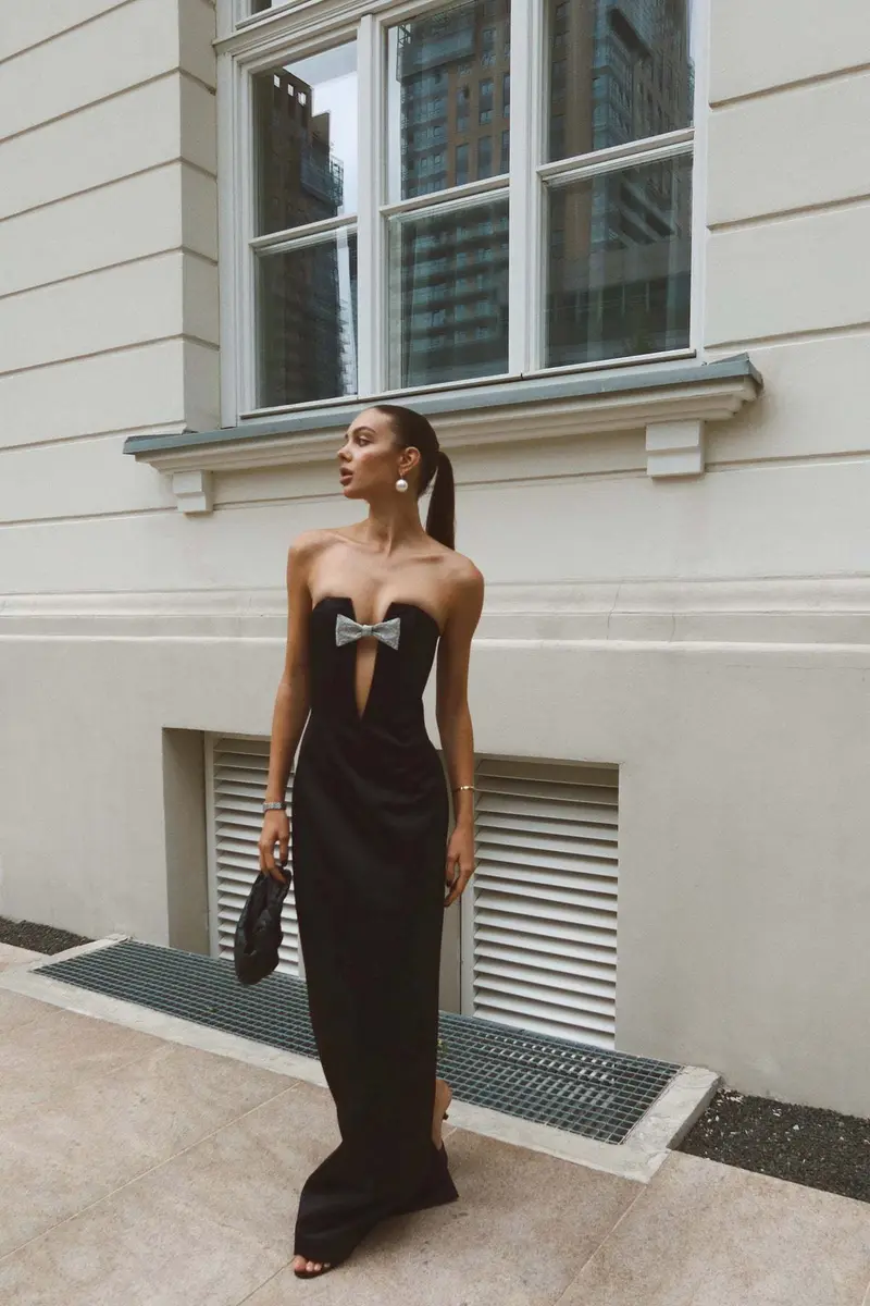 Abito da Sera Strapless con Fiocco Gioiello