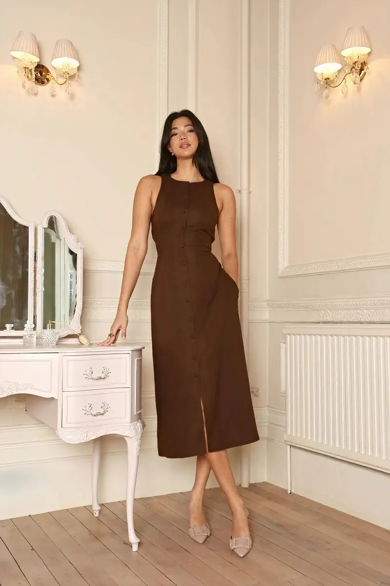 Abito Midi Abbottonato con Spacco