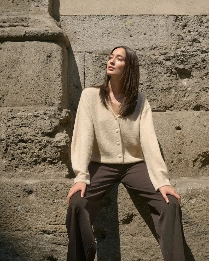 Anina V-Neck Cardigan