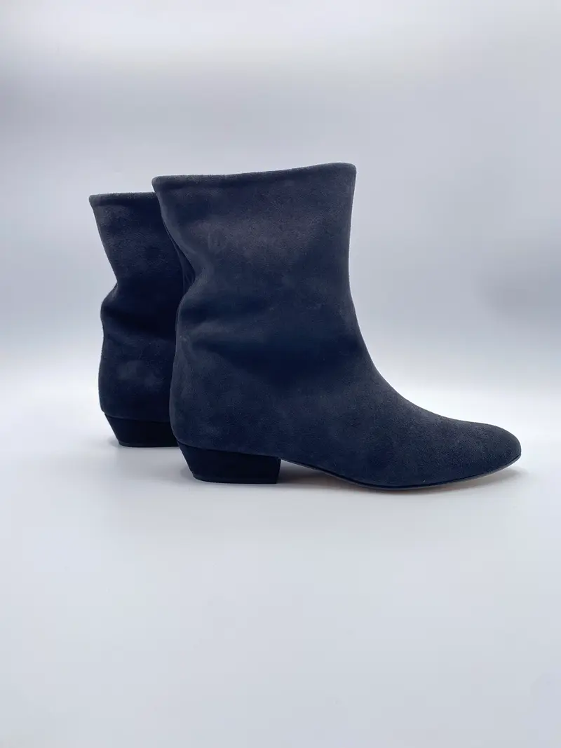 Anonymous Copenhagen vully 20 calf suede off black