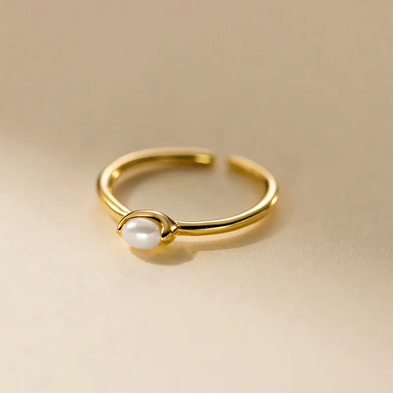 Baroque Pearl Ring