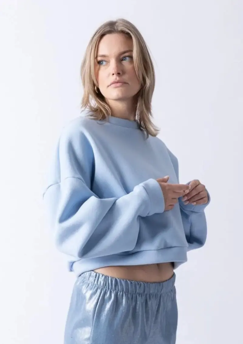 BASIC SWEATER CROPPED