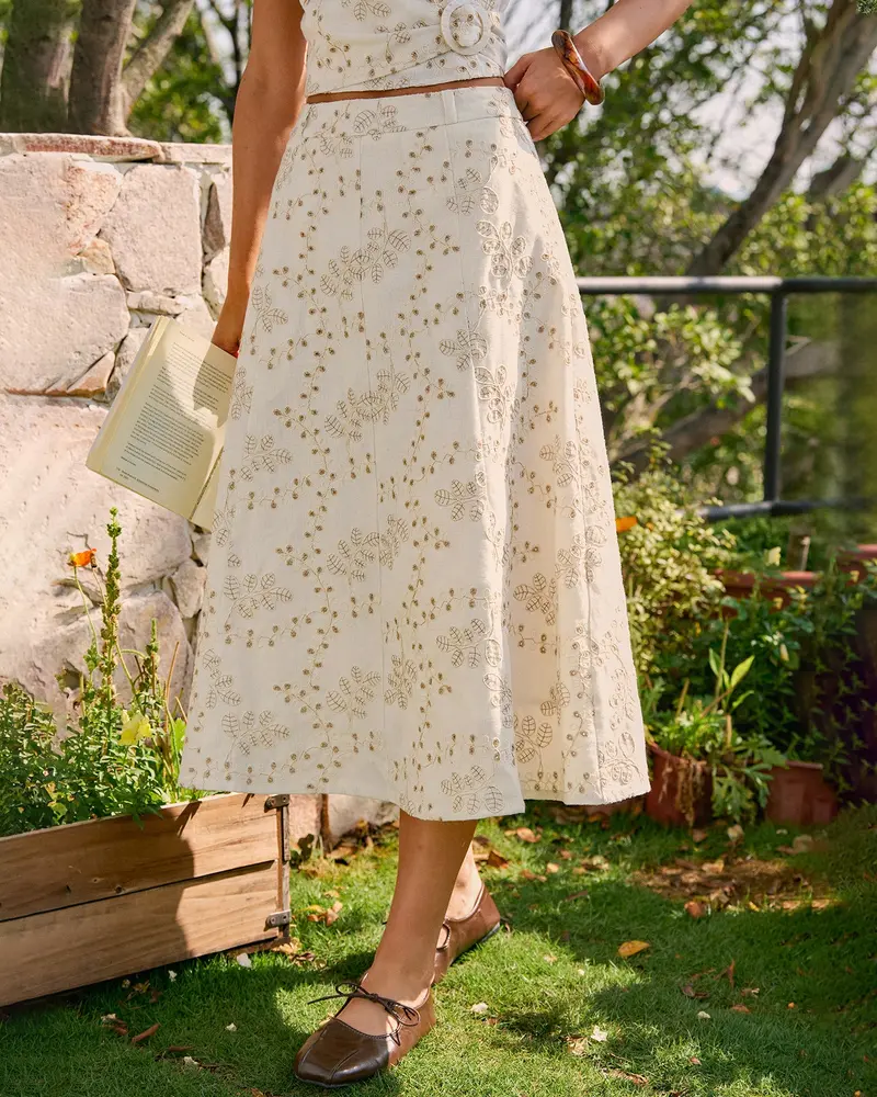 Beige Embroidery Midi Skirt