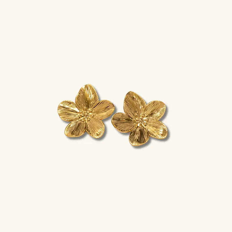 Blumenförmige Goldene Ohrringe | Shop Nory