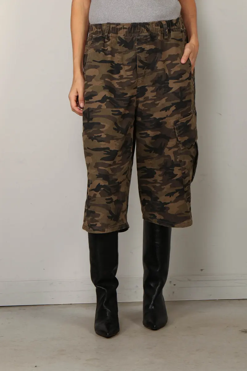 BYLOTTE Studios - Short - Devon Short - Camouflage