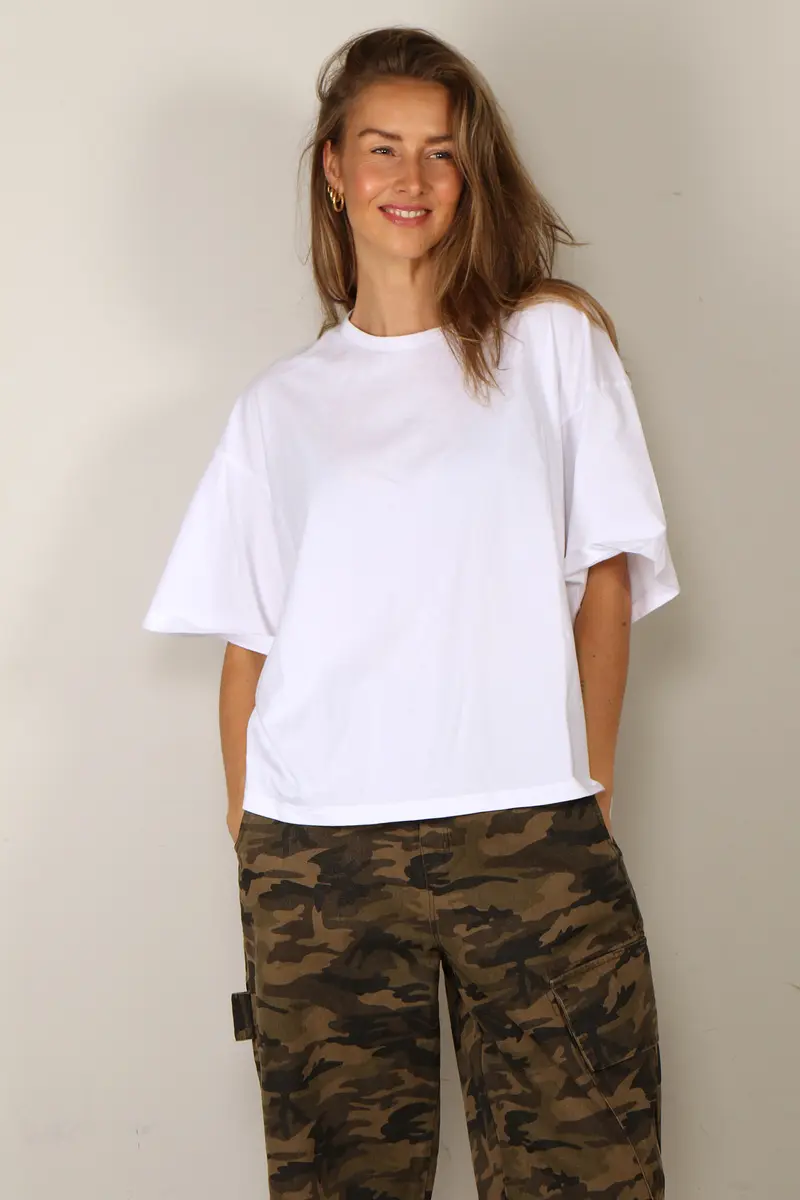 BYLOTTE Studios - T-shirt - Hailey Tee - White