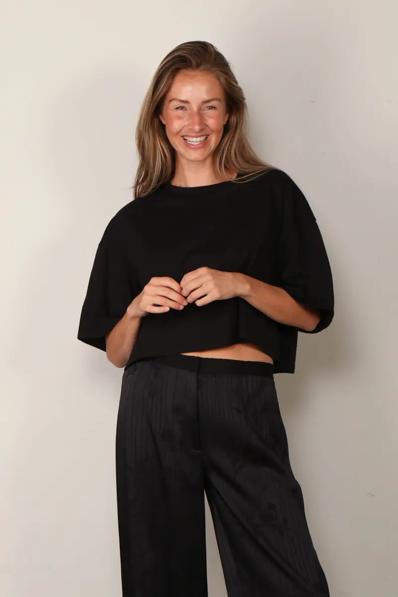 BYLOTTE Studios - T-Shirt - Olsen Tee - Black