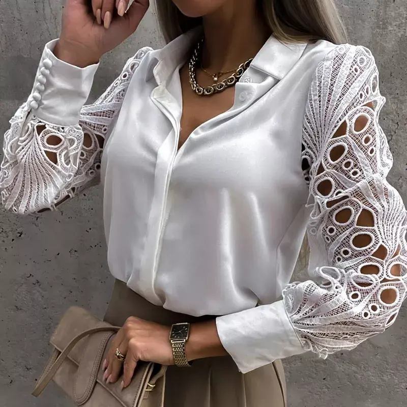 Carlena | Elegancka bluzka damska z koronkowymi rękawami