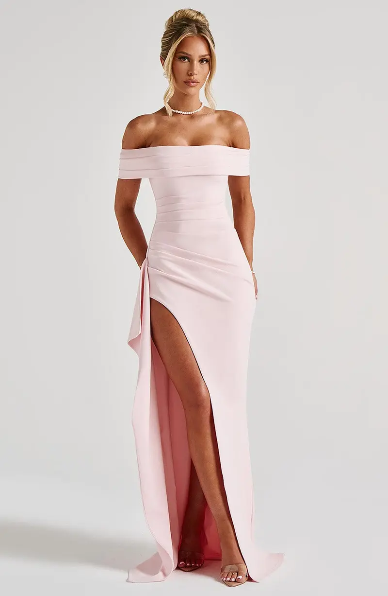 Carlena | Elegancka sukienka maxi z dekoltem Bardot