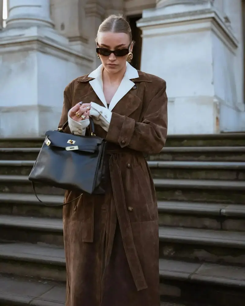 Carlena | Elegancki damski płaszcz trench z zamszu łączący styl i komfort | Ella