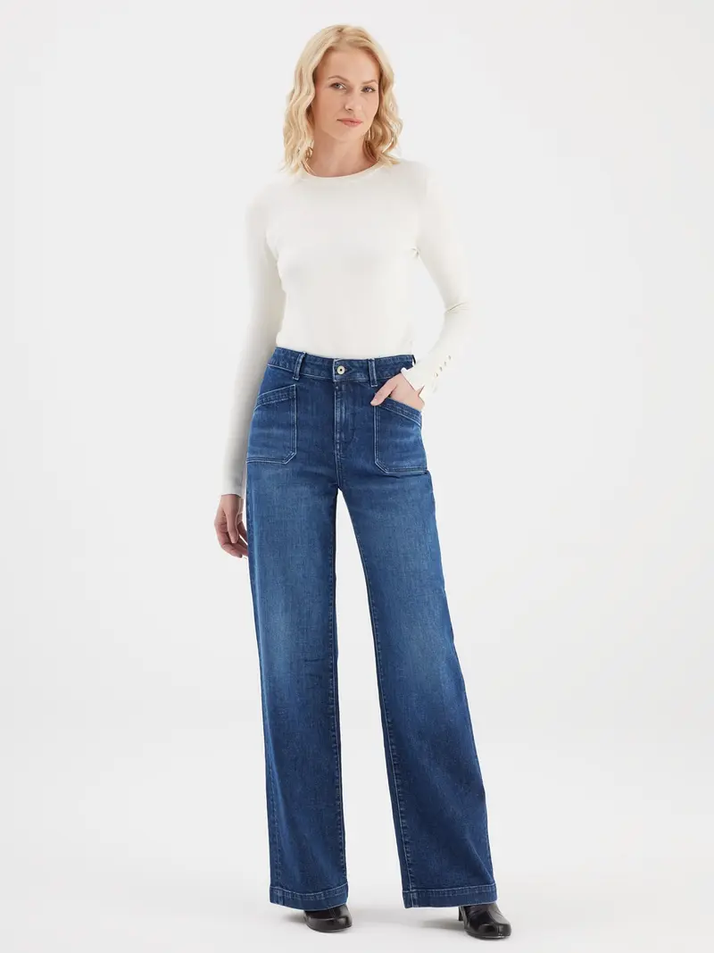 COJ jeans donker blauw wijde pijp donker blauw model Mira Dark blue wide leg