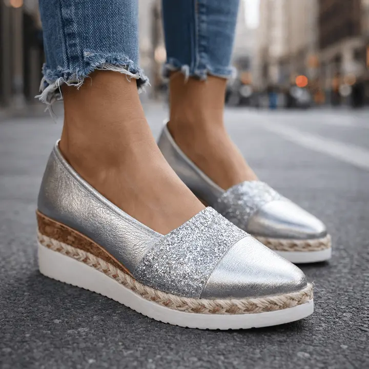 Damen Keilabsatz Pantoletten Mit Glitzerband