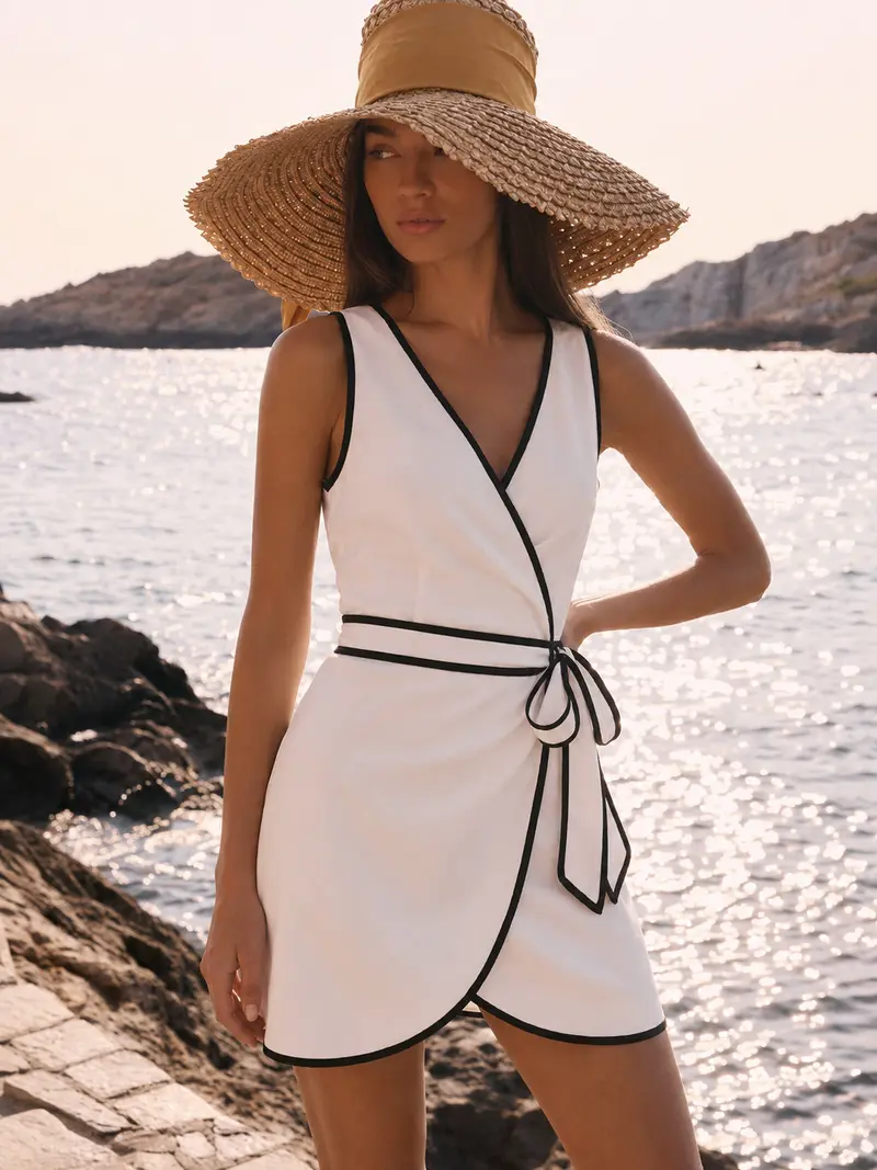 Damen Minikleid In Wickeloptik Ärmellos Mit Kontrastkante