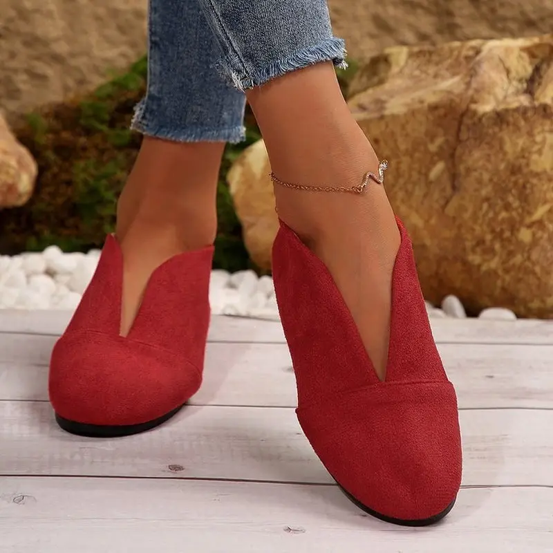 Damen Slipper Mit V-Ausschnitt Und Flacher Sohle