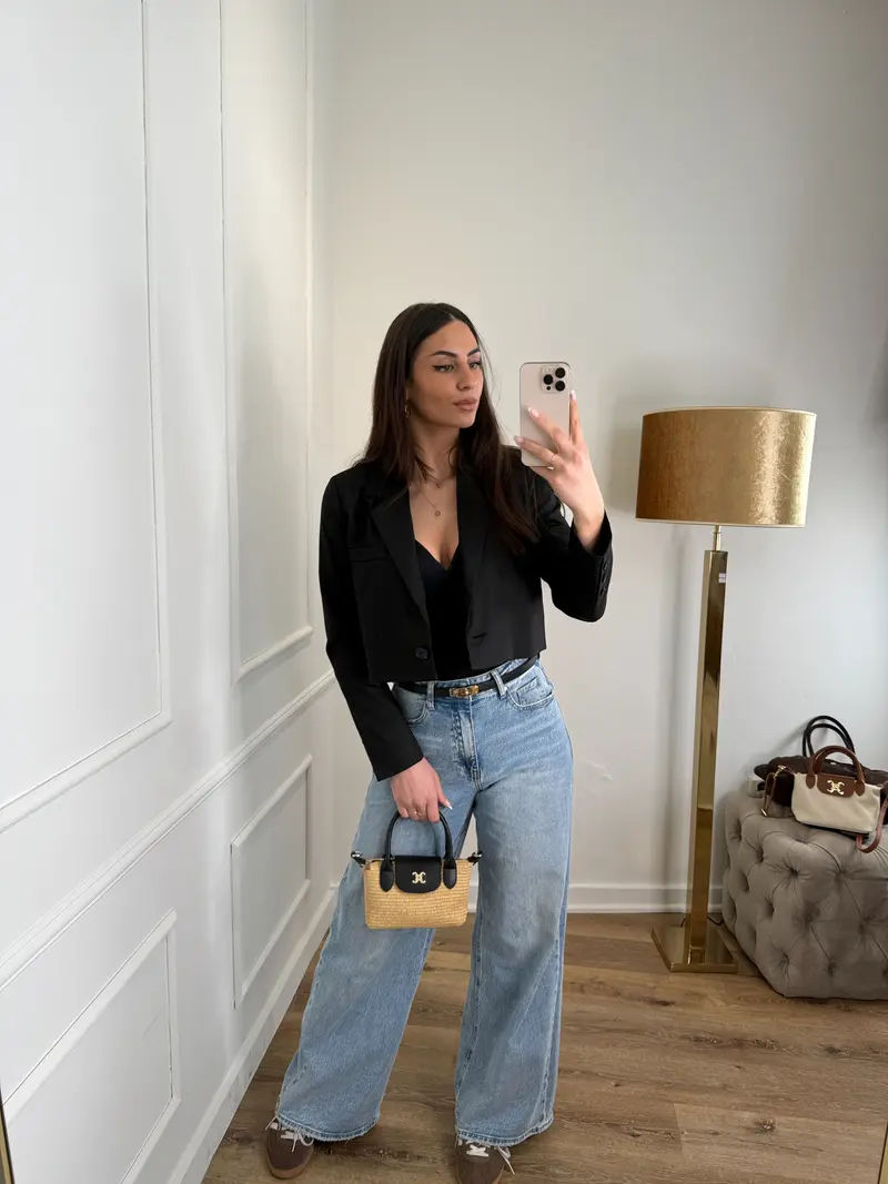 Dounia korte blazer - zwart