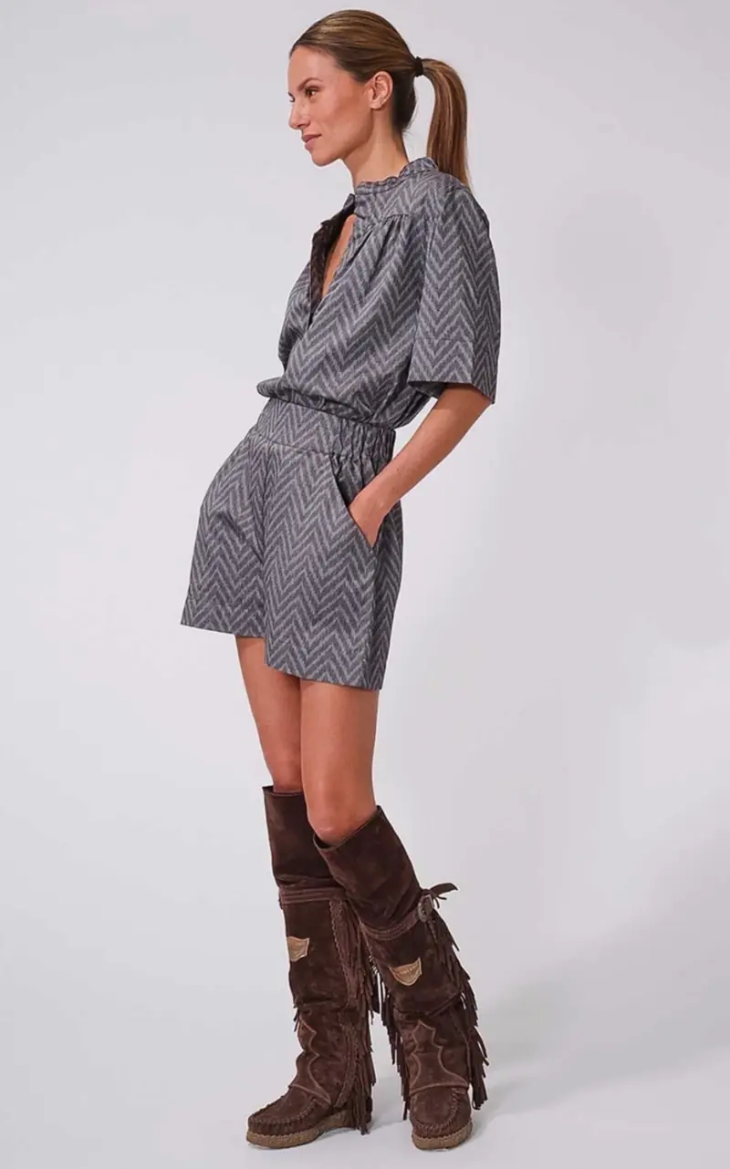 Dutchess darling short zigzag