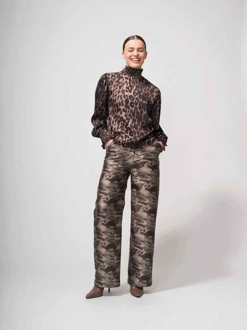 Dutchess Stuart blouse animal print