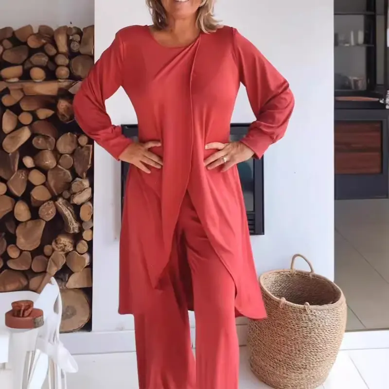 Elegant Spandex Top and Trousers Set
