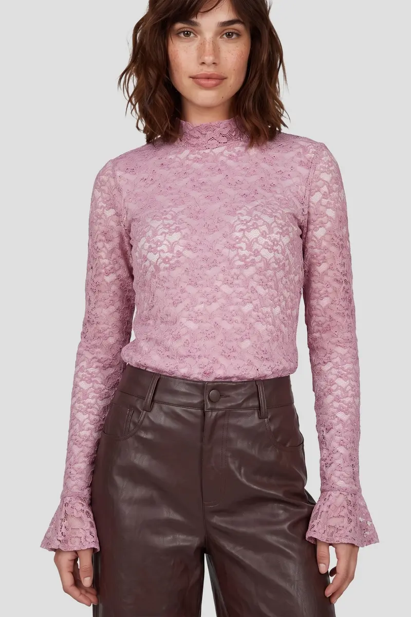 Fluresk kanten longsleeve roze model Leena top Piggy Pink