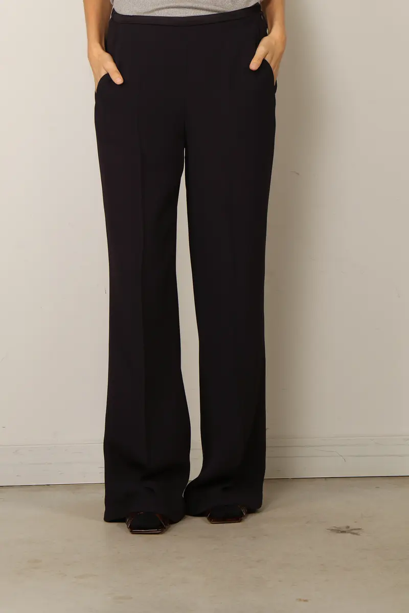 Forte_Forte - Broek - Matt Envers Satin High Waist Flat Front Pants - Notte