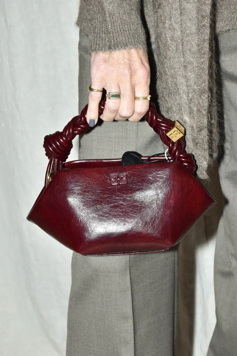 Ganni - Tas - Bou Bag Mini Deep Shine - Burgundy