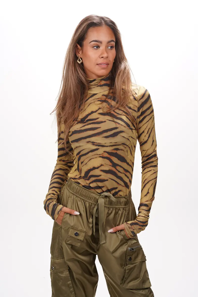 GANNI Top Printed shiny jersey