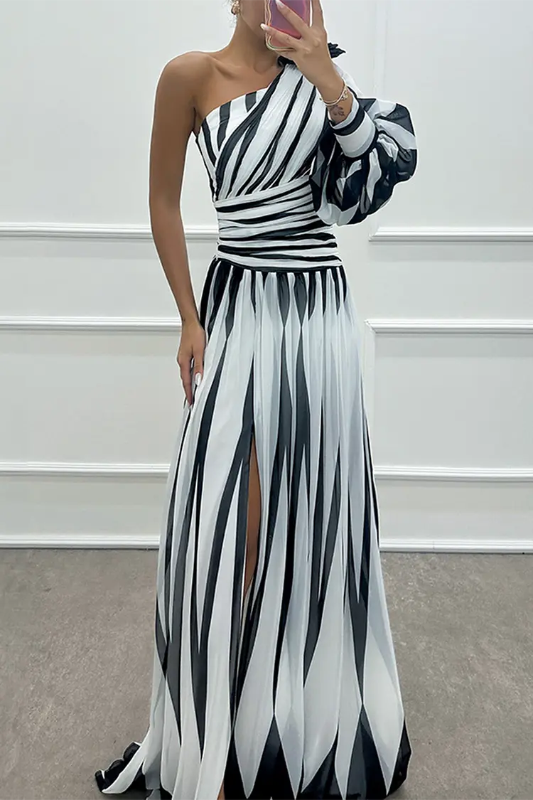 Hazel™ | Elegant Striped Maxi Dress with One Shoulder