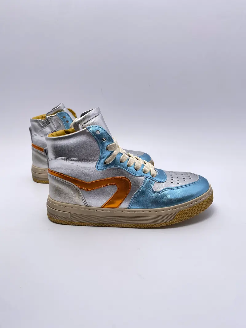 Hip sneaker 75115 metallic silver/ lightblue