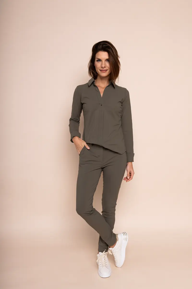 IVANKA LONG SLEEVE TRAVEL BLOUSE - green