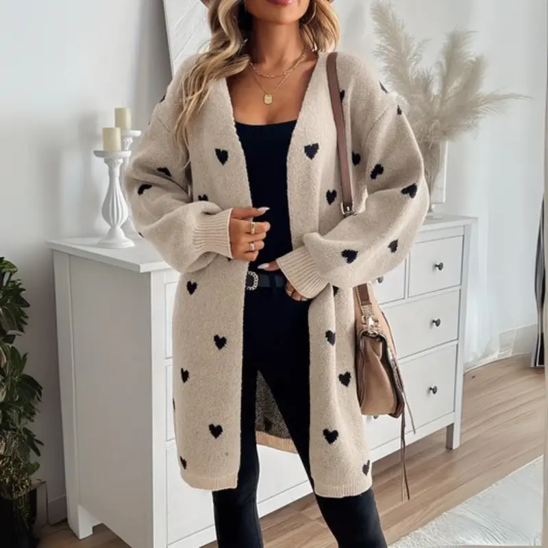 Johanna | Elegante Damen Strickjacke im schmalen Schnitt