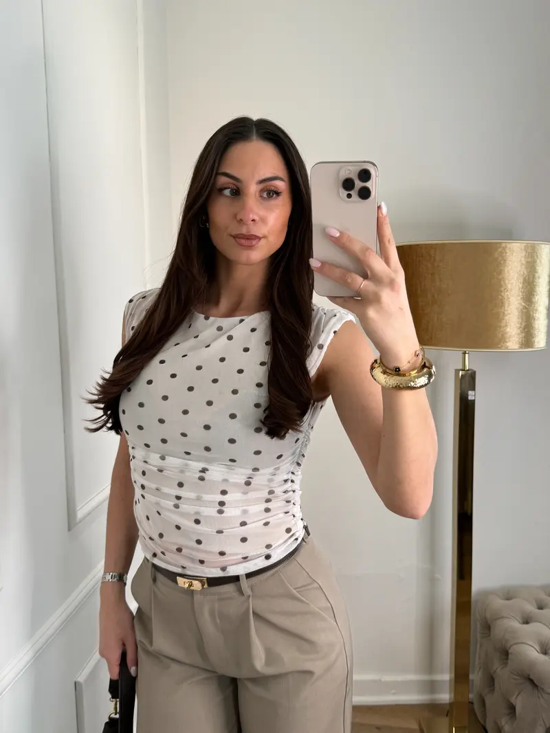 Julia top dots beige