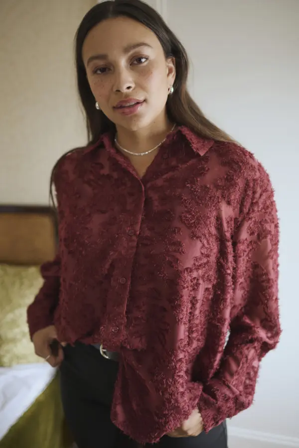 Kaffe Curve blouse bordeaux met structuur model KCalie Shirt Port