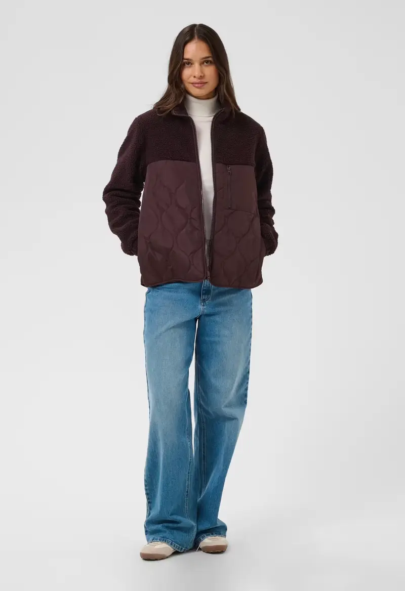 Kaffe jas bordeaux Teddy en gewatteerd model KAgracelyn Jas fudge red