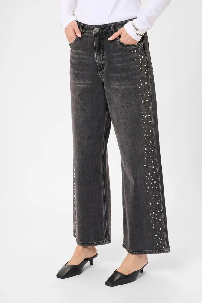 Kaffe jeans zwart grijs model KApetra met parels en strass aan zijkant grey vintage wash