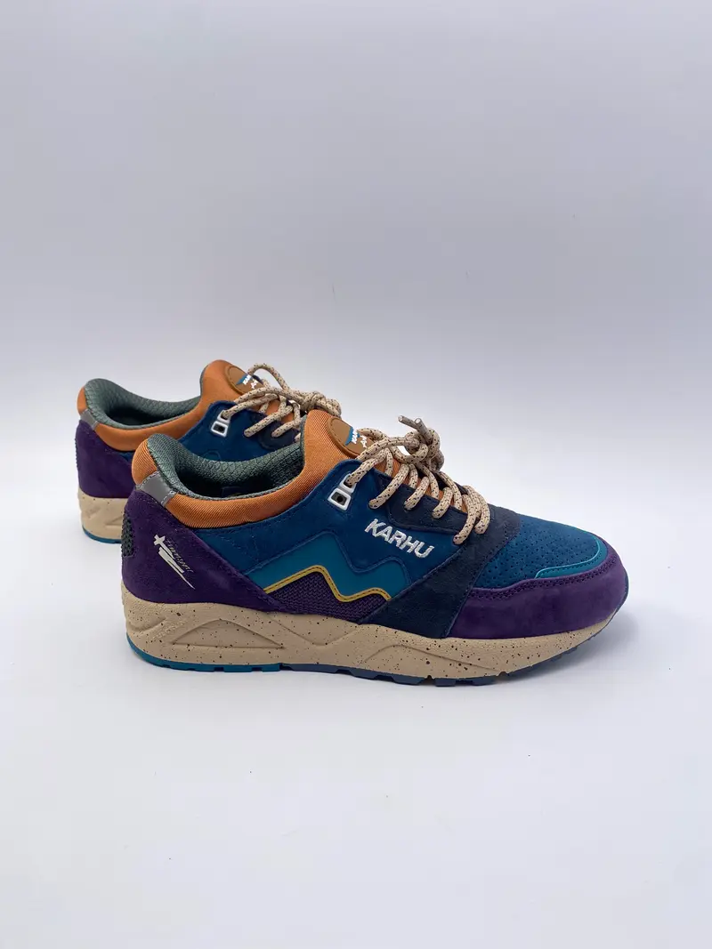 Karhu Aria 95 sweet grape / deep lagoon