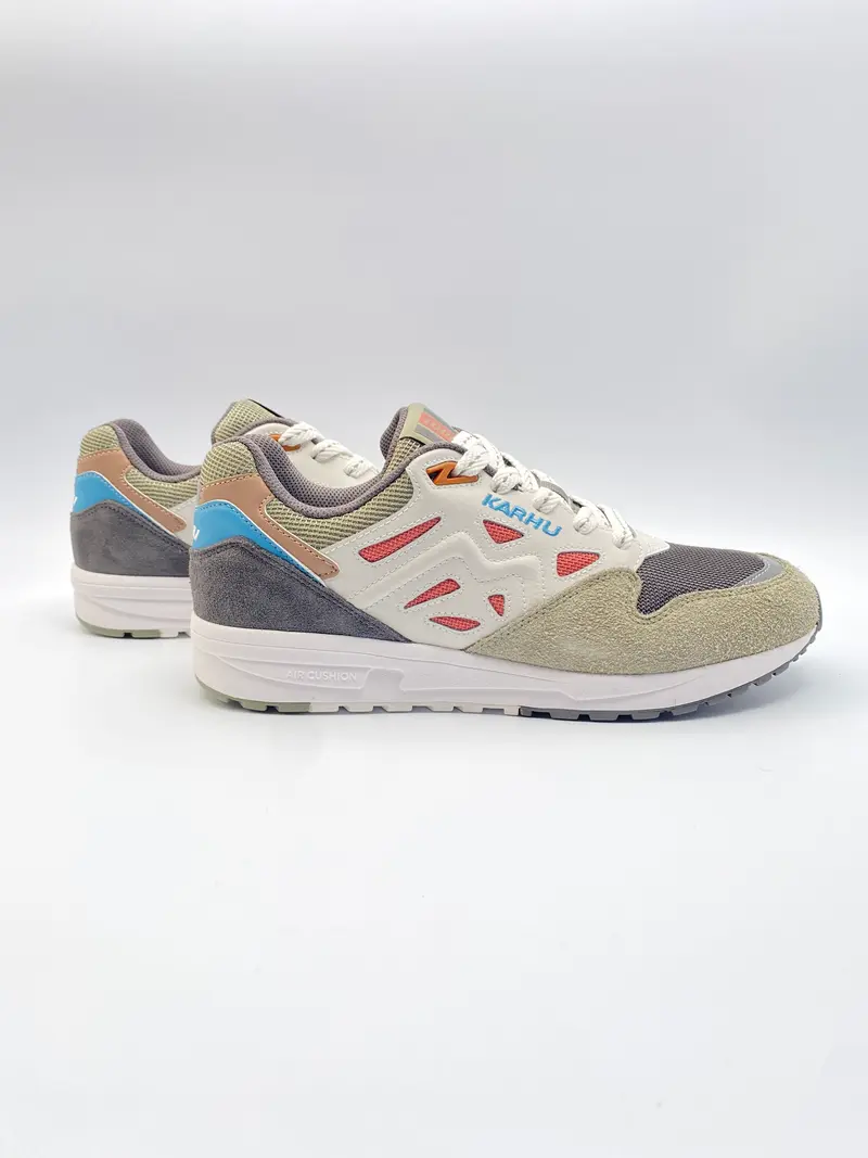 Karhu legacy 96 dark gull gray / light mahogany