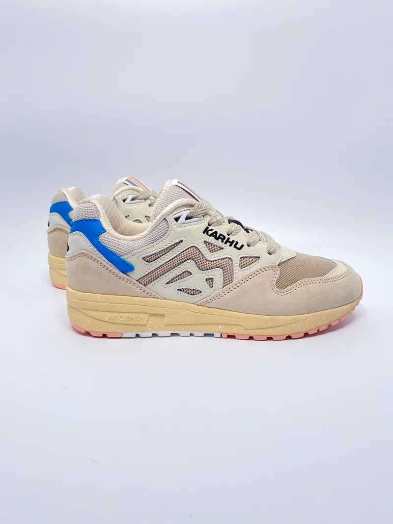 Karhu legacy 96 whitecap gray / silver lining