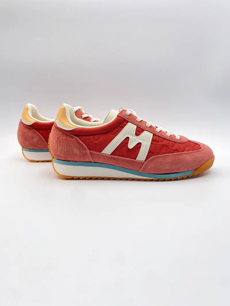 Karhu mestari light mahogany / blanc de blanc