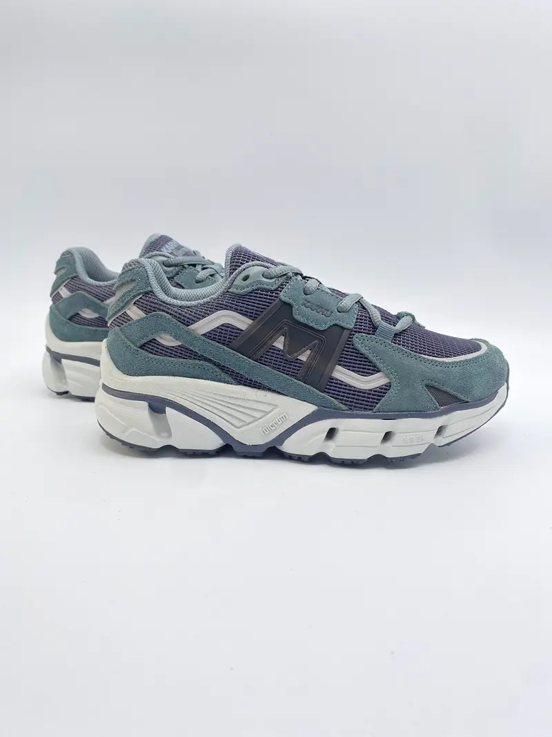 Karhu super fulcrum india ink / black