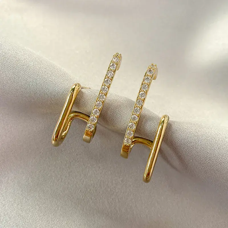Kristallkrallen-Ohrstecker | Shop Nory