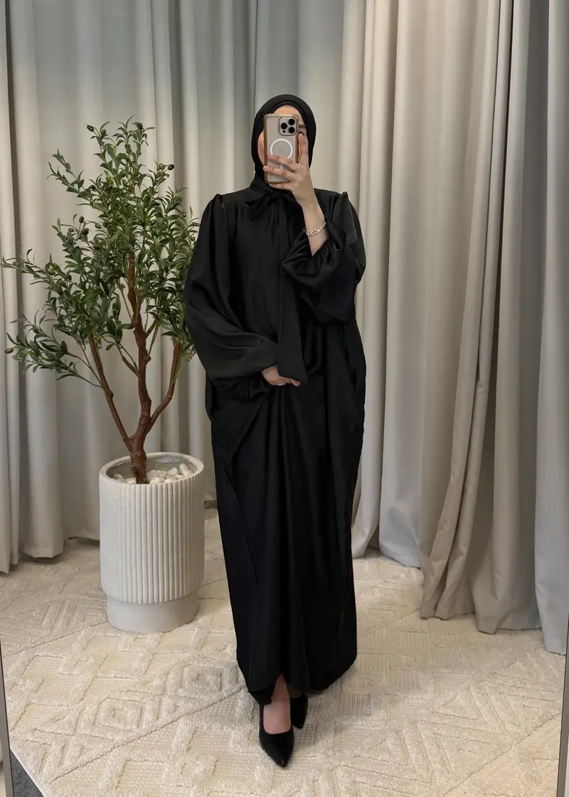 LEYLA BOW ABAYA BLACK