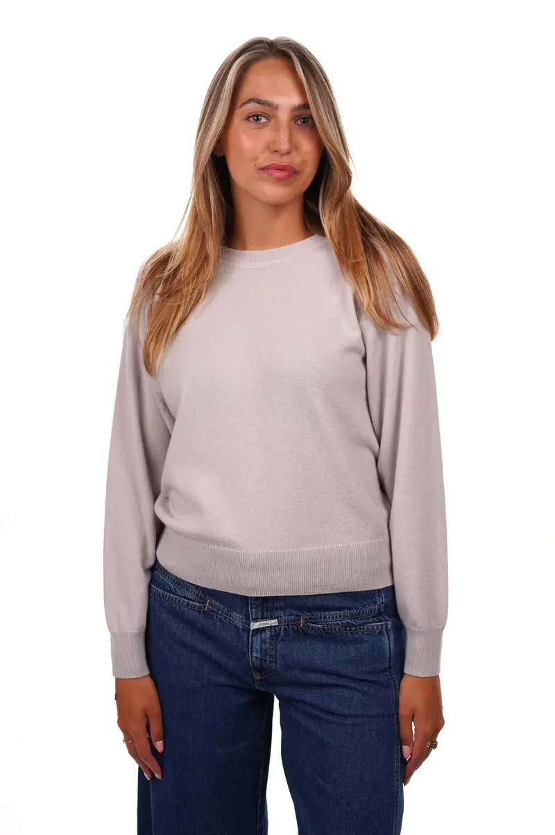LISA YANG Pull PULL