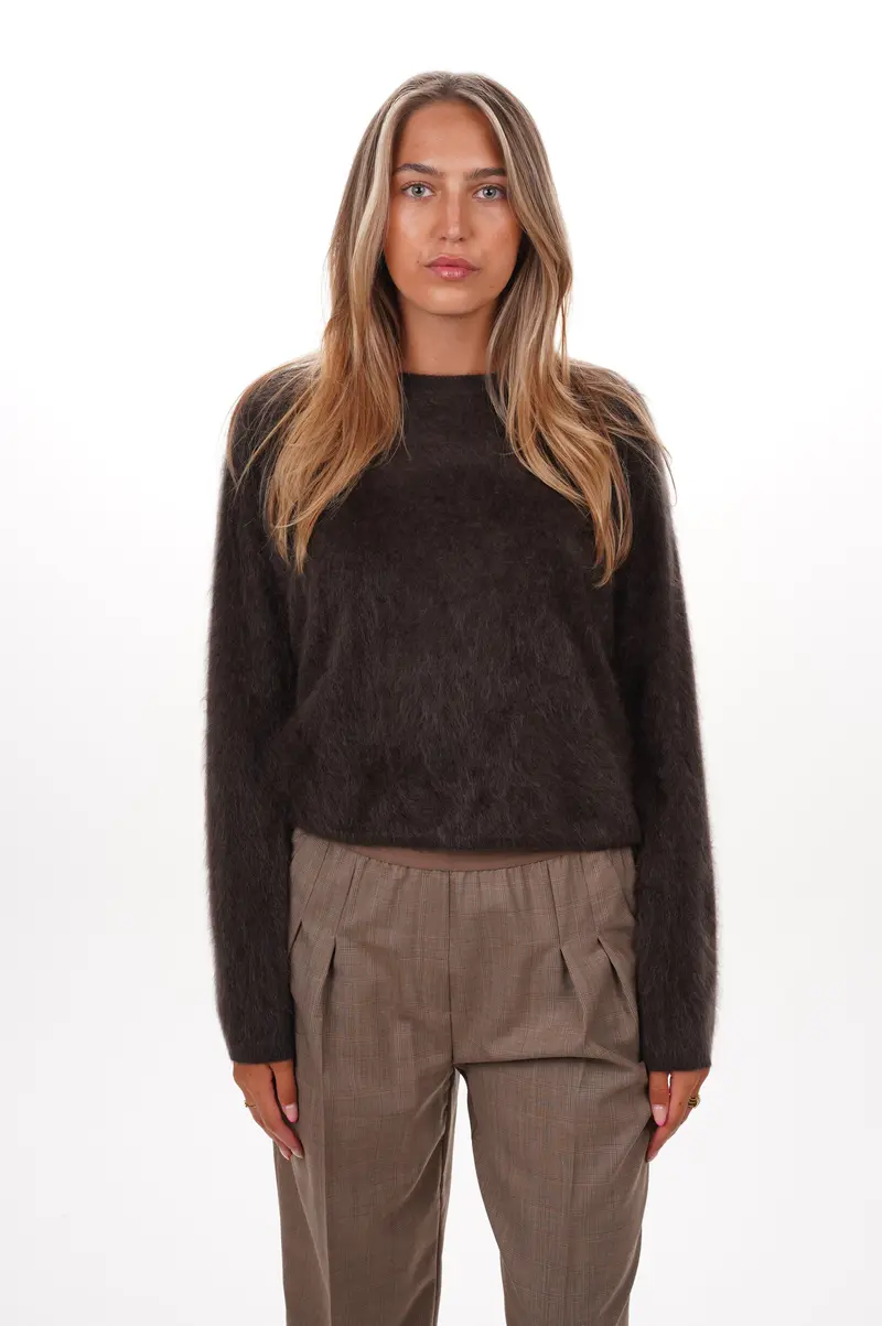 LISA YANG Pull PULL