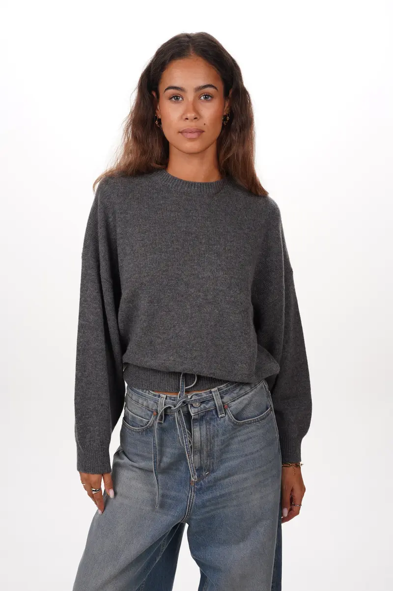 LISA YANG Pull PULL