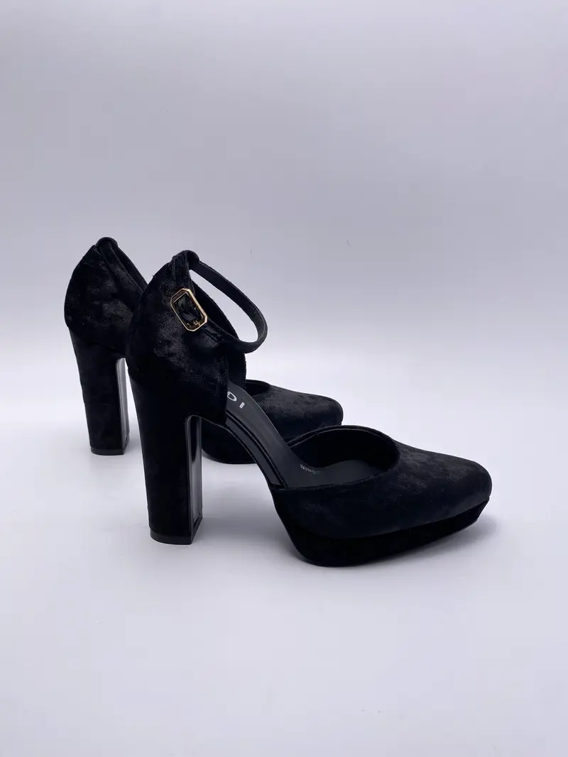 Lodi tizis pumps platform fluweel zwart