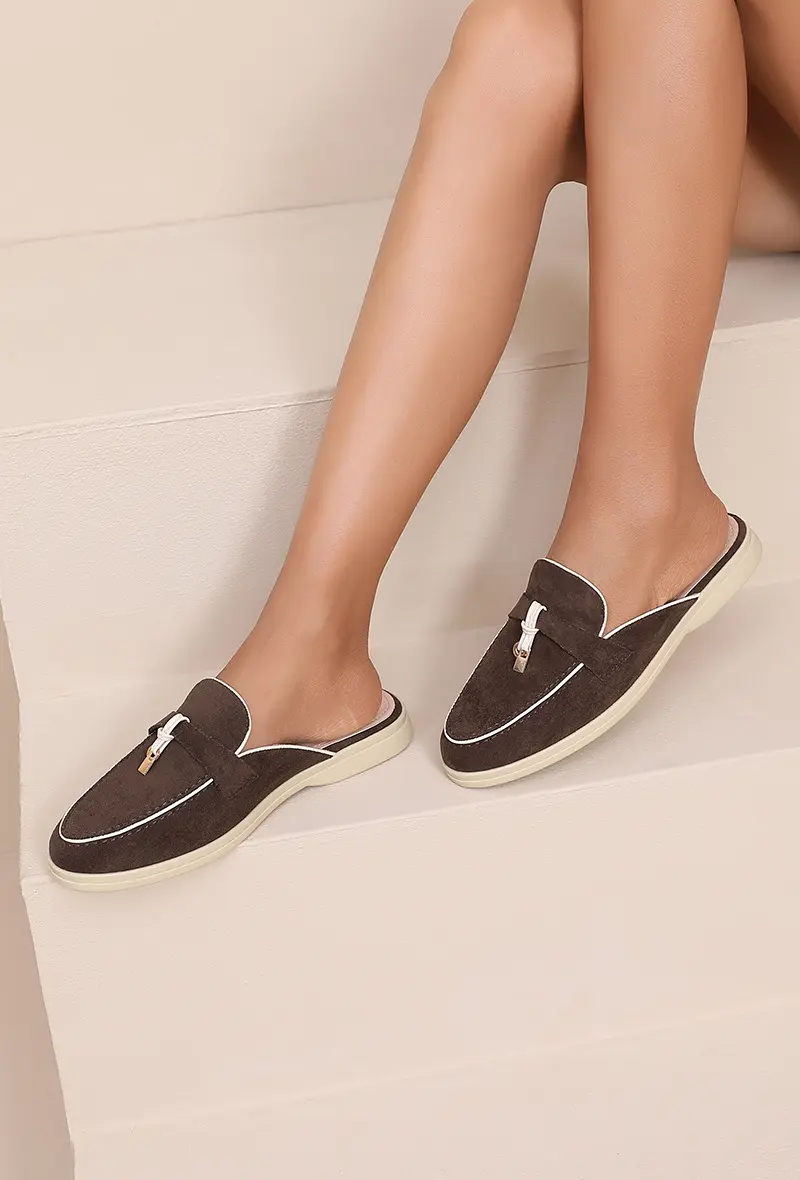 Looks loafer bruin