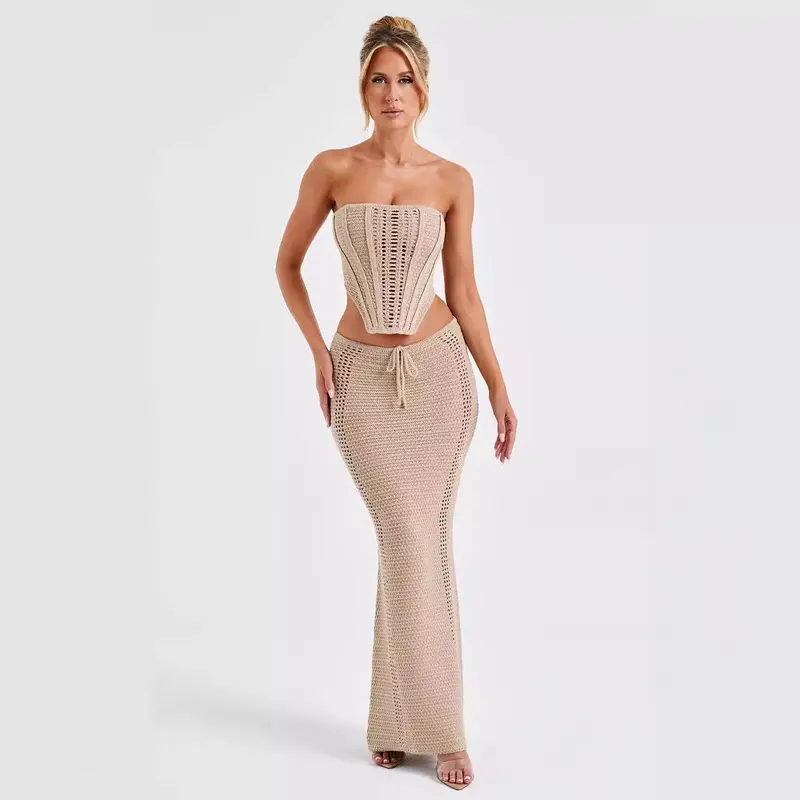 Luna Knit Set – Backless Chic Elegance
