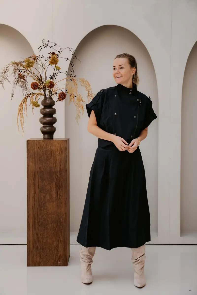 LunnaCC New Pocket Pleat Skirt Navy