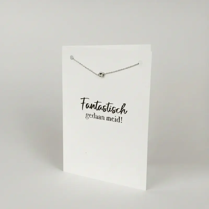 Luxe wenskaart fantastisch gedaan meid met armband zilver